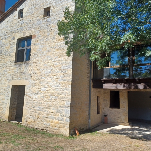 Offres de vente Maison de village Féneyrols 82140